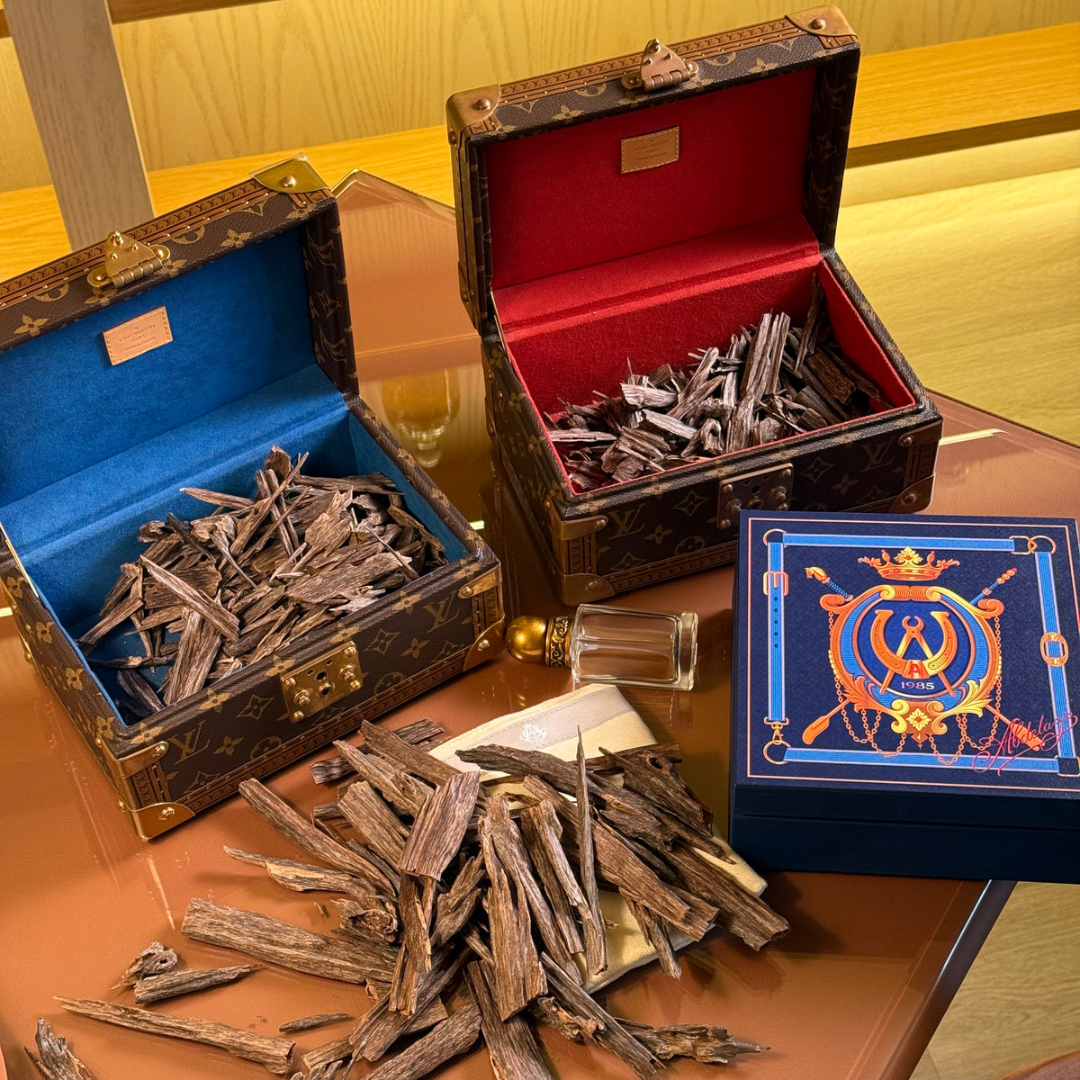 عود ناقيلاند احمر